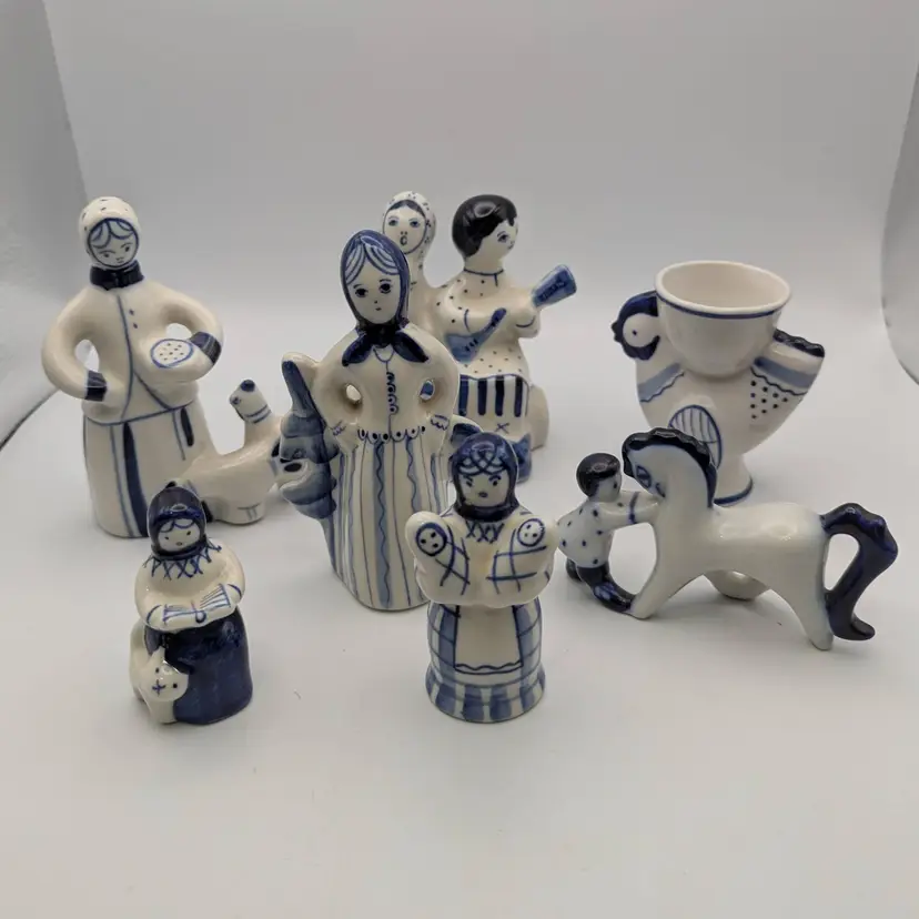 Vintage Gzhel Porcelain Figurines- hand painted USSR 7 count