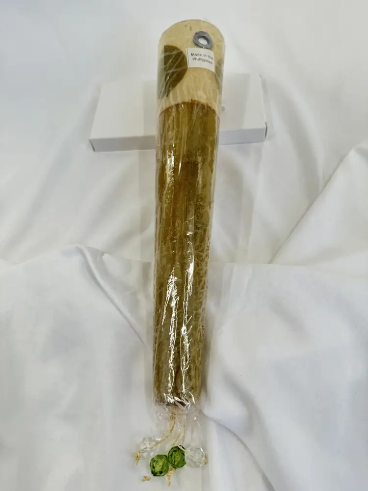 Celluloid (?) Wall Pocket from Philippines w Leaf Motif & Beads