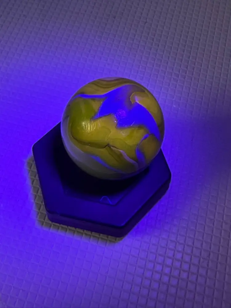 #01 1.5”tall Marble UV REACTIVE