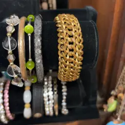 Gold Tone Link Bracelet