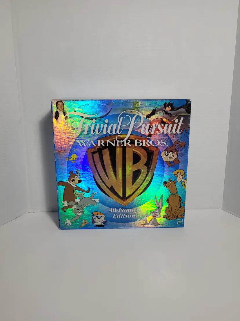 1999 Trivial Pursuit Warner Bros. All Family Edition by Parker Brothers Complete