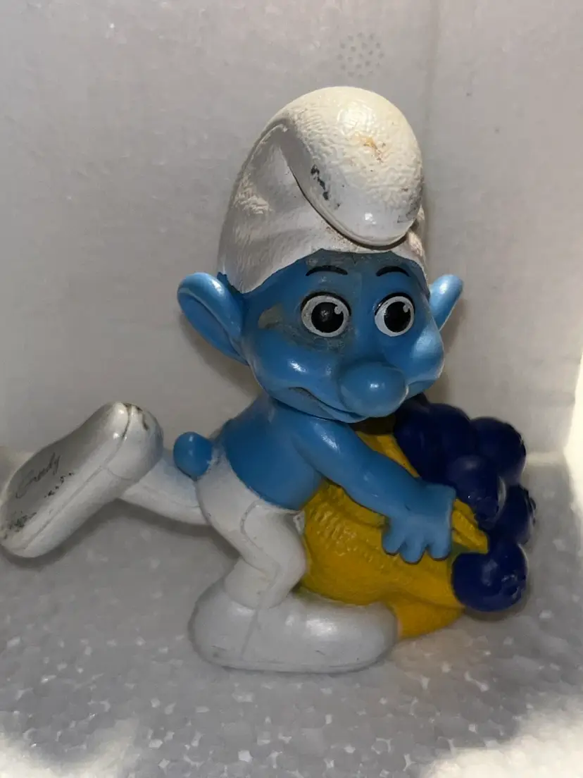 Disney PVC Figure Greedy Smurf Signed