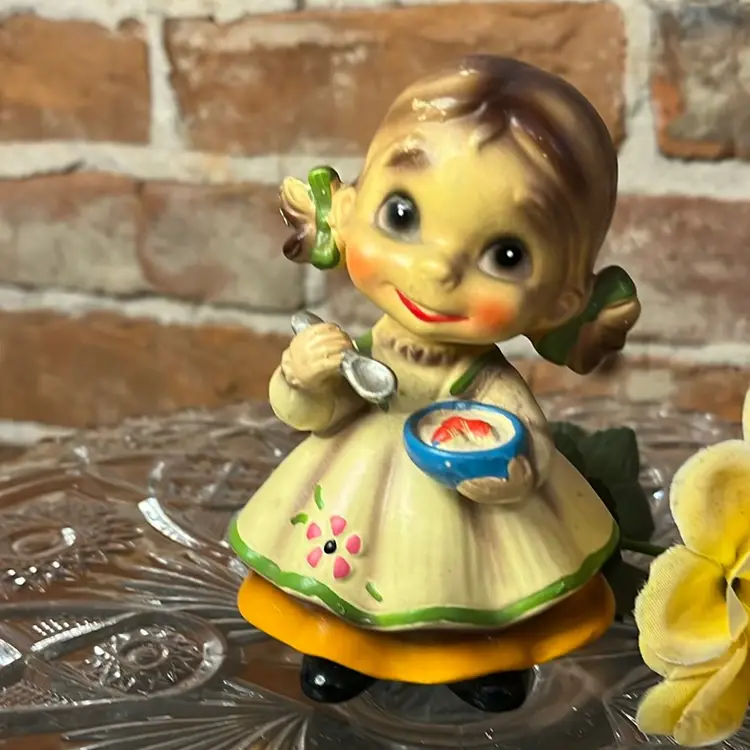 Vintage Joseph Original Girl Made In Japan, 4 1/2 Inches Tall