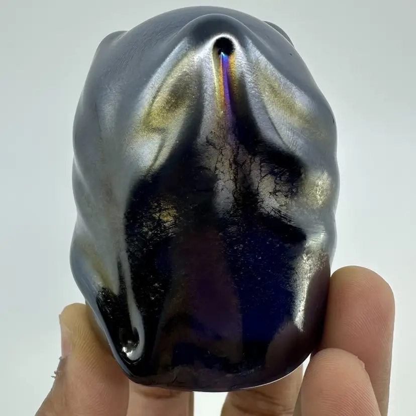 W E Porter Signed Iridescent Freeform Paperweight 2.75”T