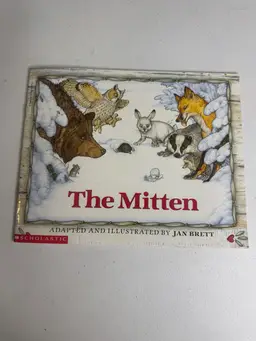 Jan Brett’s ‘The Mitten’ Soft Cover 1989