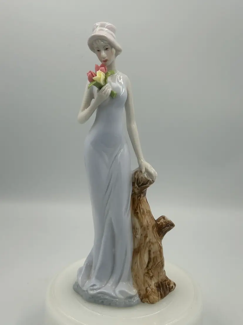 Porcelain Slender Girl, Figurine, Statue, Holding Red And Yellow Roses