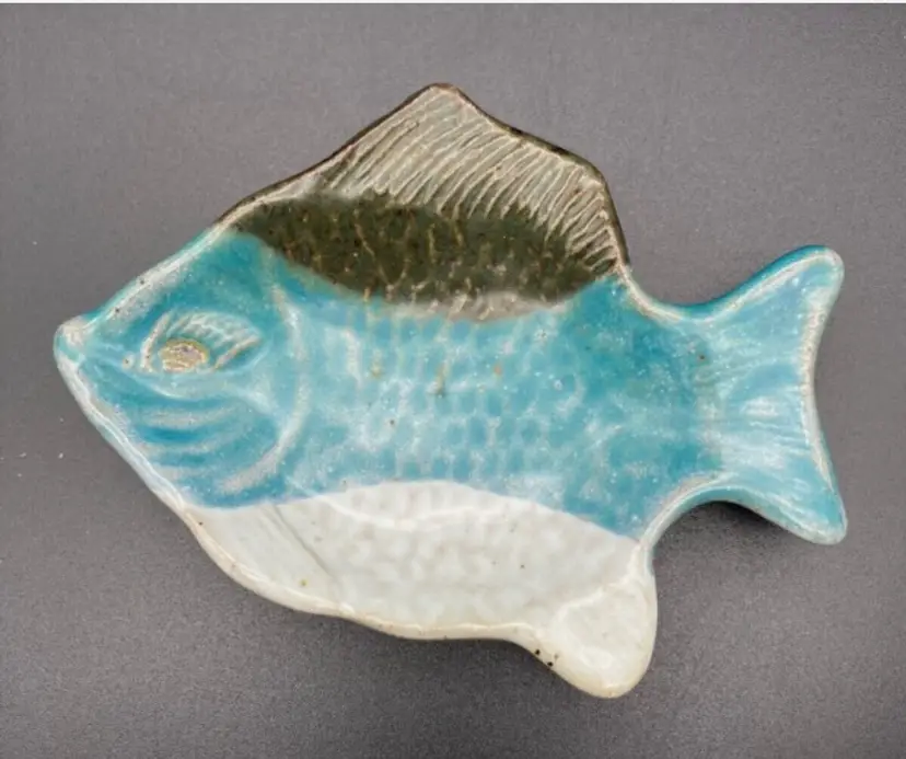BIN - Steve Nedza Signed Stoneware Pottery Blue Fish Trinket Plate Teabag Holder USA