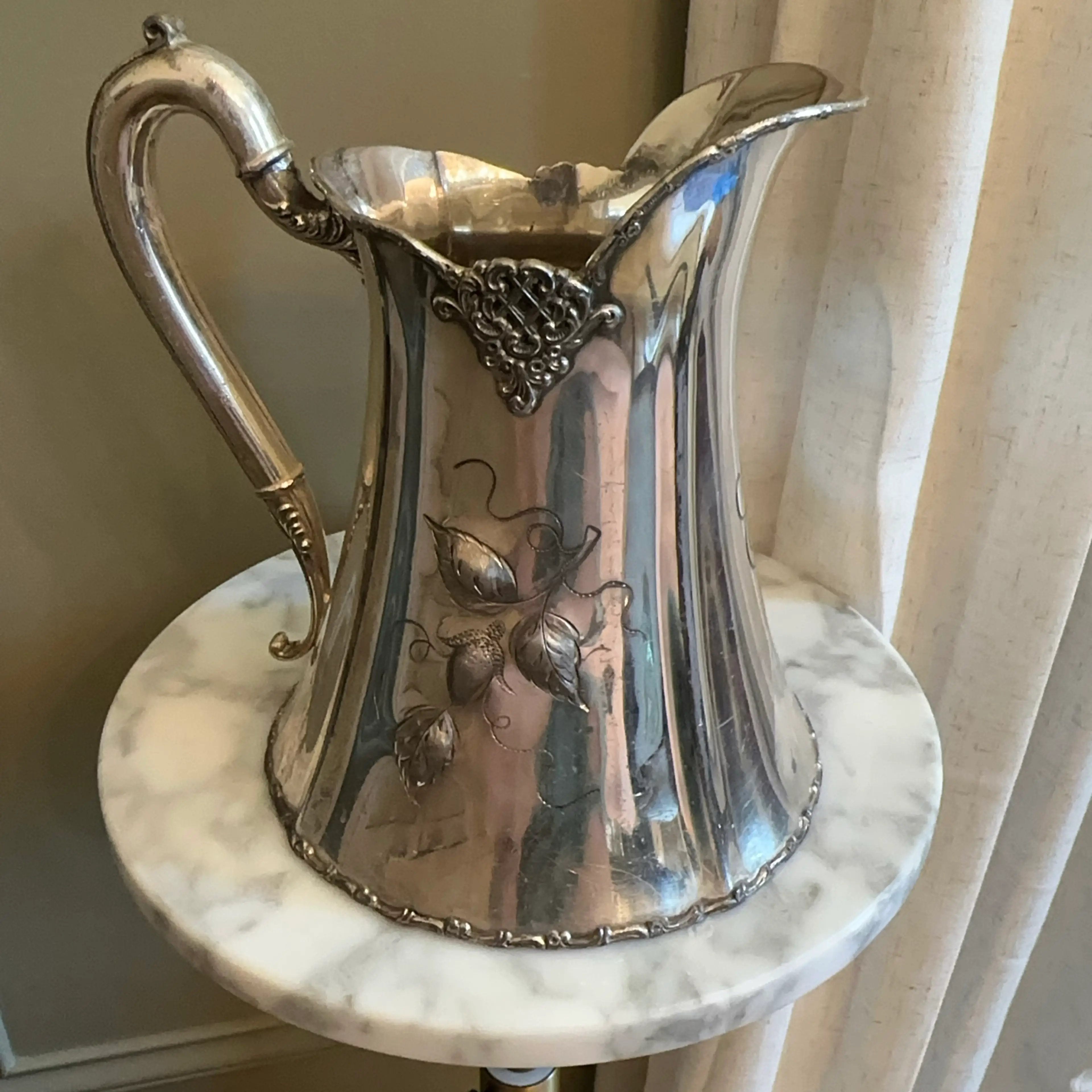 Image 1 of 7