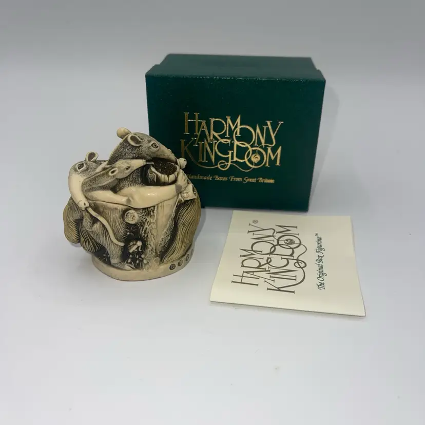 12-Harmony Kingdom Antipasto Anteater Box Figurine trinket UK Made Boxed