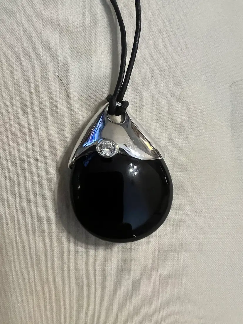 14”-16” Leather W/extender .925 Sterling, CZ, And Black Onyx Pendant