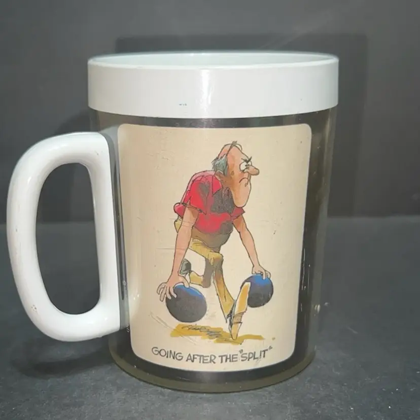 MARKDOWN! "Bowling" Plastic Insulated Thermo Serv Westbend Mug USA ~4β x 4.25β x 3.25β
