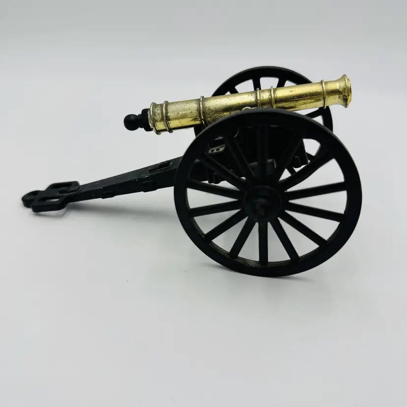 Miniature GT Cast Metal Cannon Article 374 Italy Diecast Vintage 3x6in Military