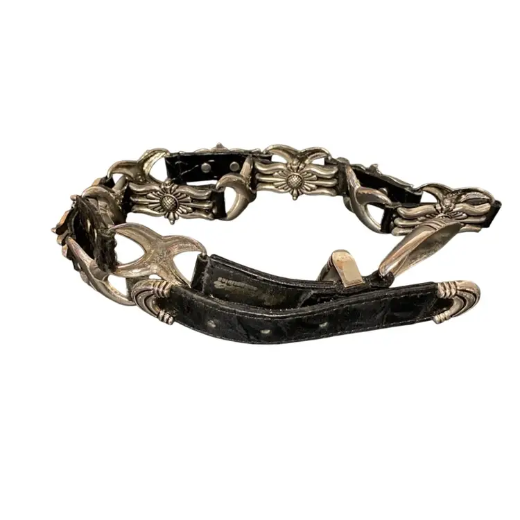 Captiva Collectibles Genuine Leather Belt