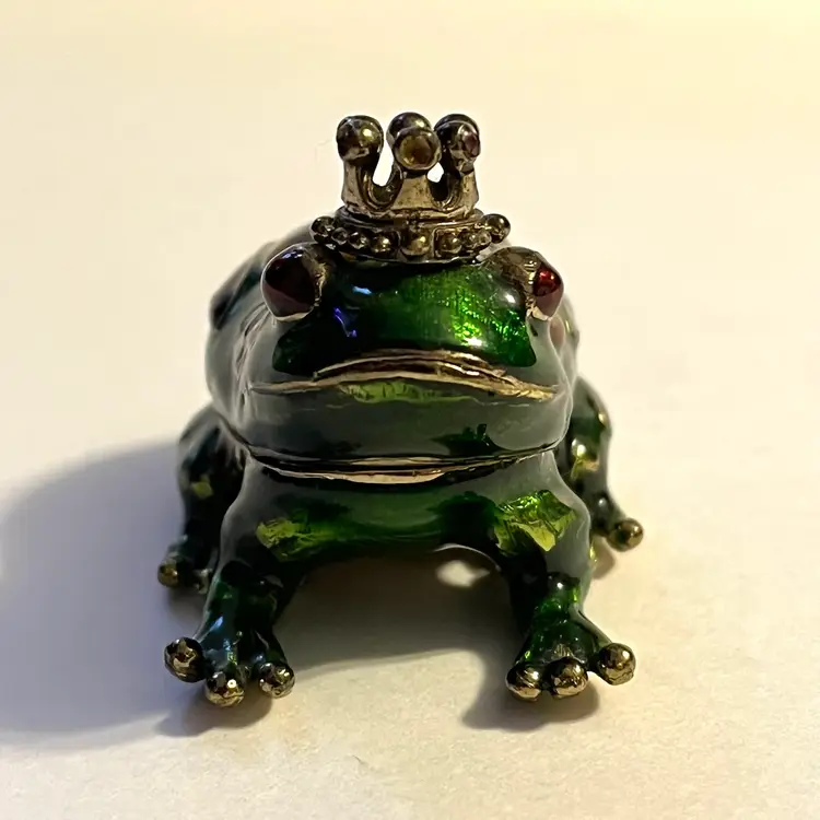 Vintage Monet Frog Prince Hinged Trinket Box Enameled Metal 2"L