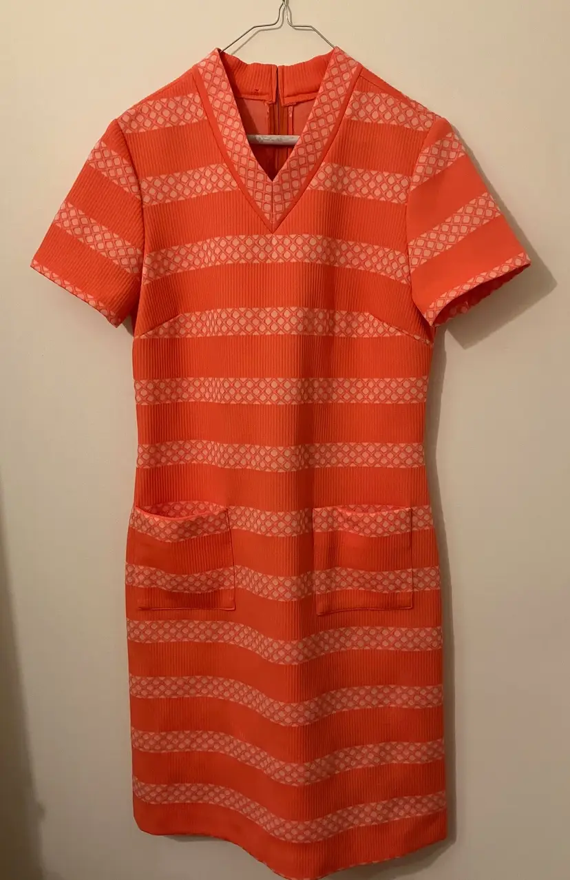 VTG Polyester Stretchy Orange Pattern Dress