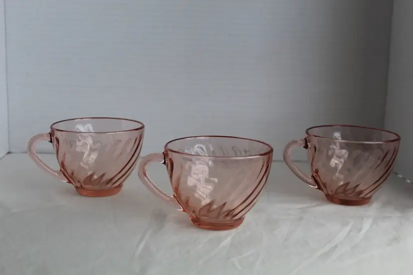 Arcoroc Tea Cup Rosaline Pink x3 VTG