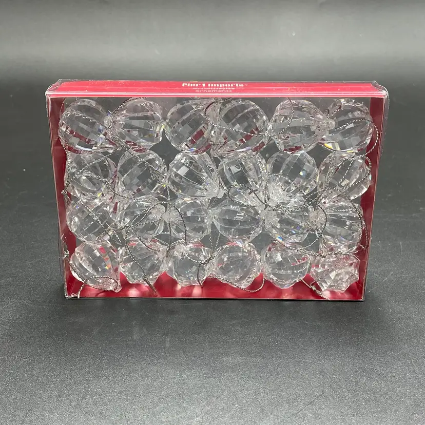 Pier 1 Imports Faceted Chandelier Acrylic Ball Ornaments Set of 24 VTG Christmas