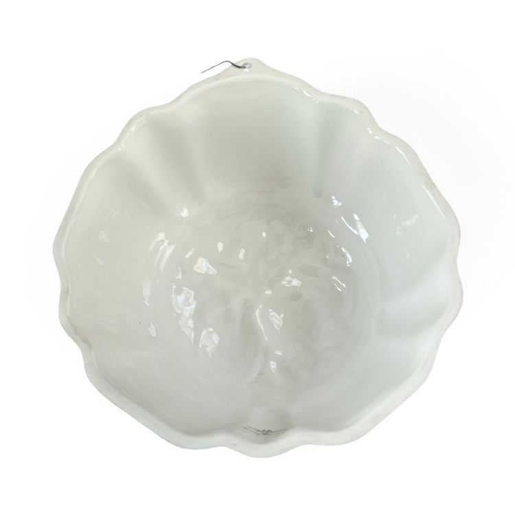 1986 Franklin Mint Plum Ceramic Wall Mold
