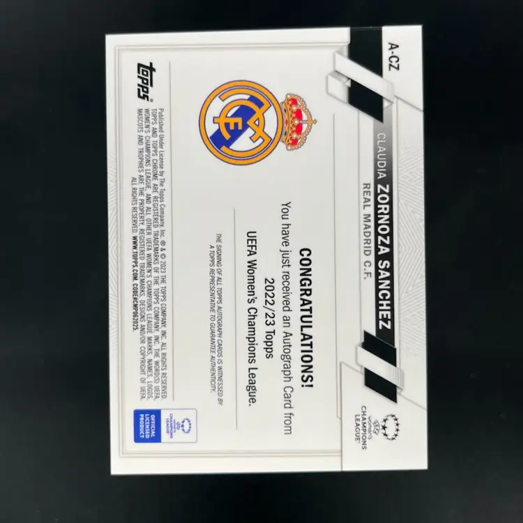 Claudia Zornoza Sanchez 2022/23 Topps Chrome UWCL Inferno /75 Autograph Soccer Card