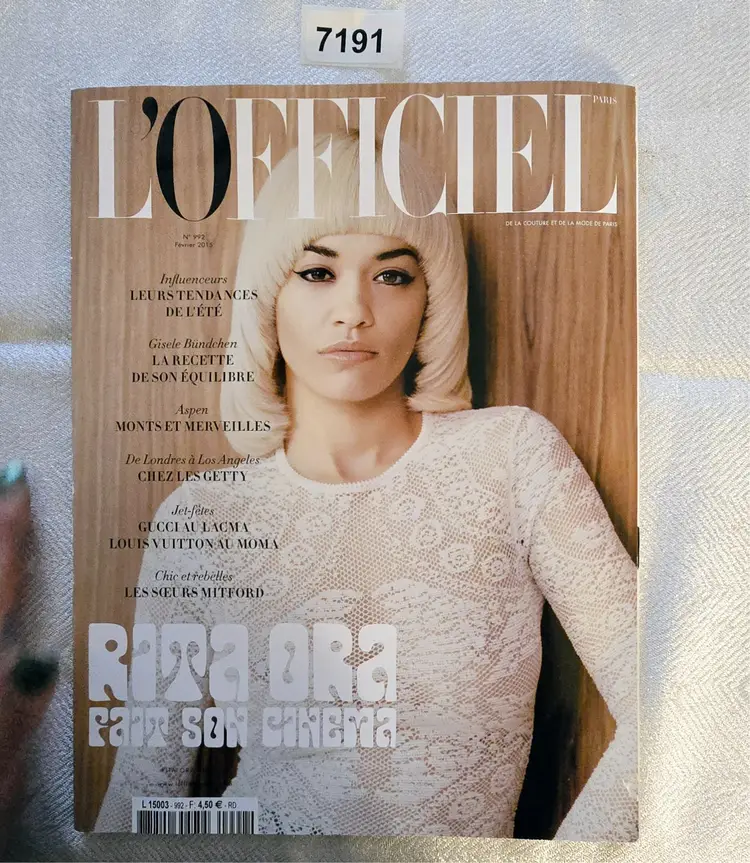 L' Officiel No 992 Fevrier 2015 Magazine (A7191)