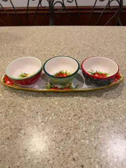 Pioneer Woman, Holiday Tray And Three Serving Dishes For Condiments