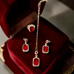 Red/Rhinestone Set