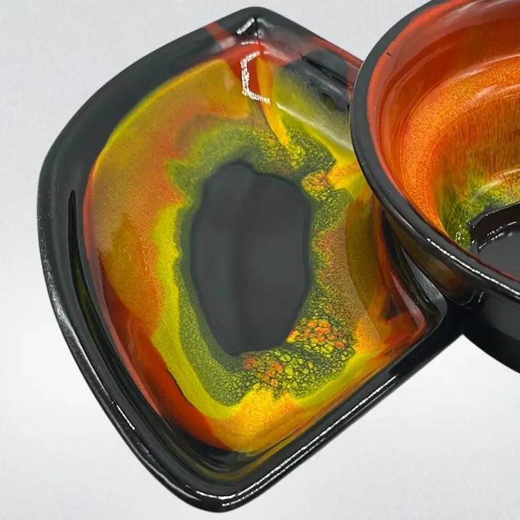 California Pottery 3 Sections MCM - 2 outer 1 center Brilliant Colors Ceramic  | 
15” Across *read