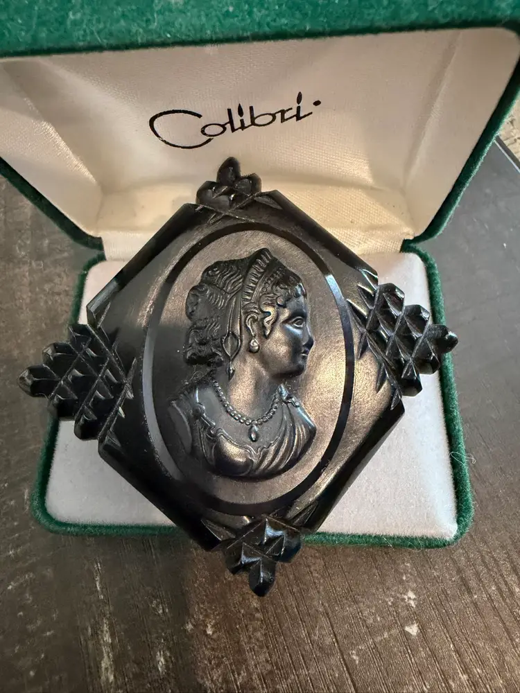 Vintage Black Mourning Brooch