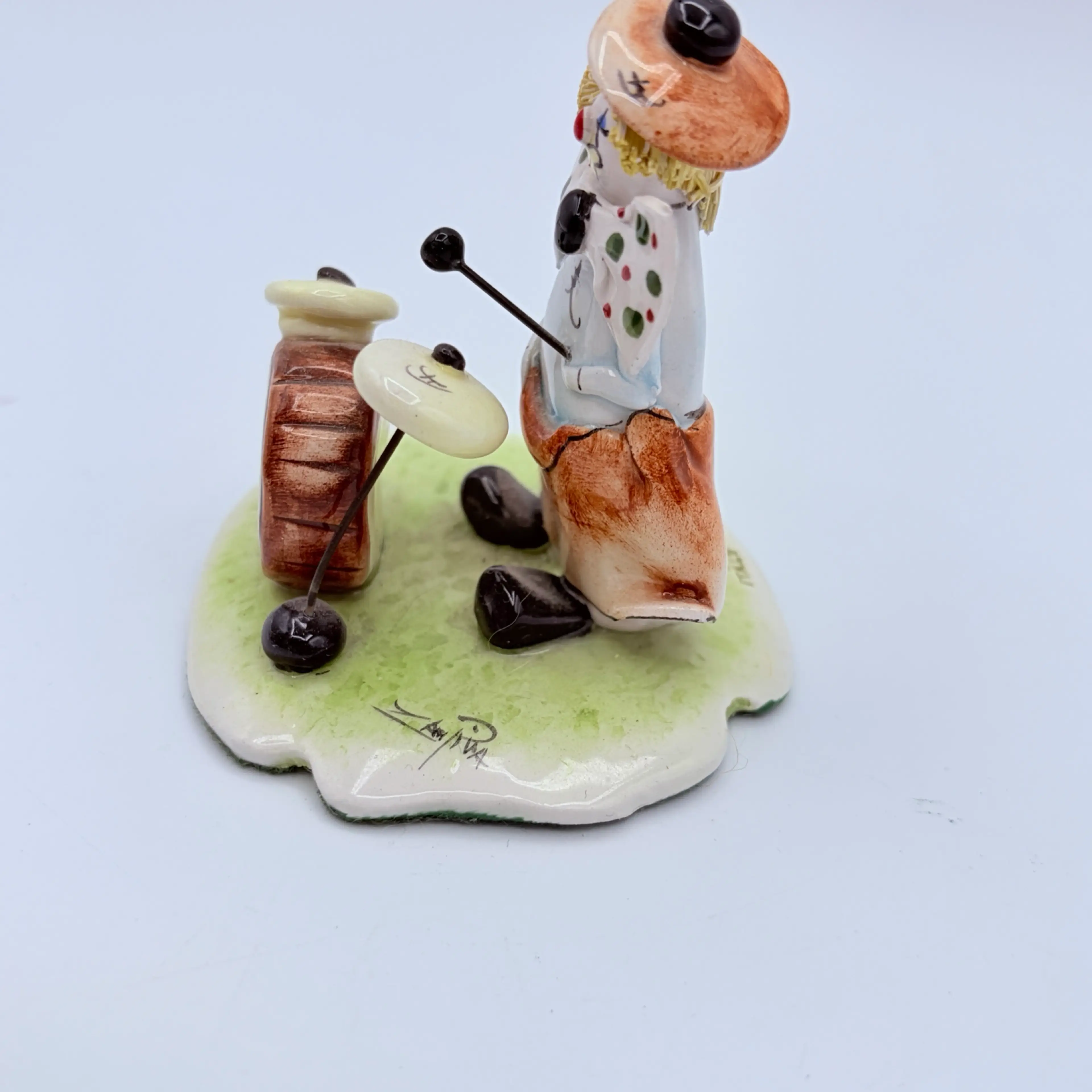 Image 2 of 8