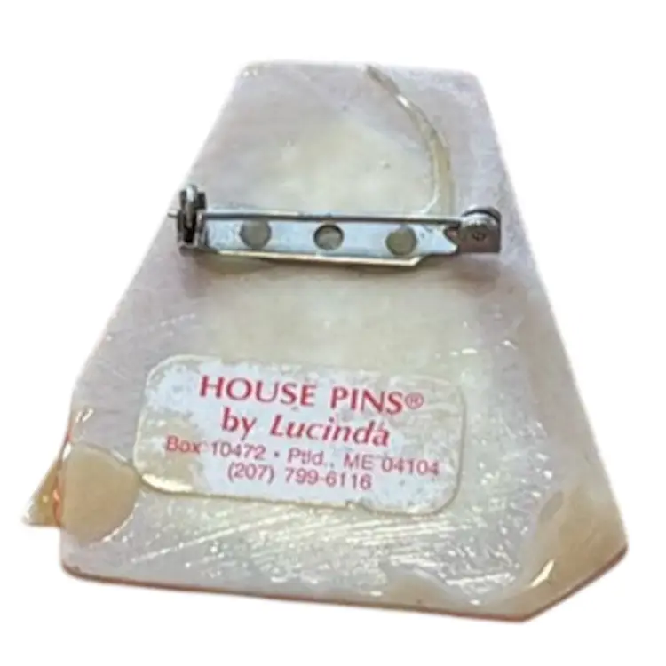 L068 House Pins By Lucinda