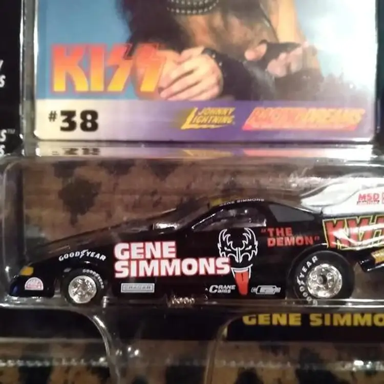 Johnny Lightning - Kiss Gene Simmons 1997 Funny car - 1971 El-Camino Real Tires