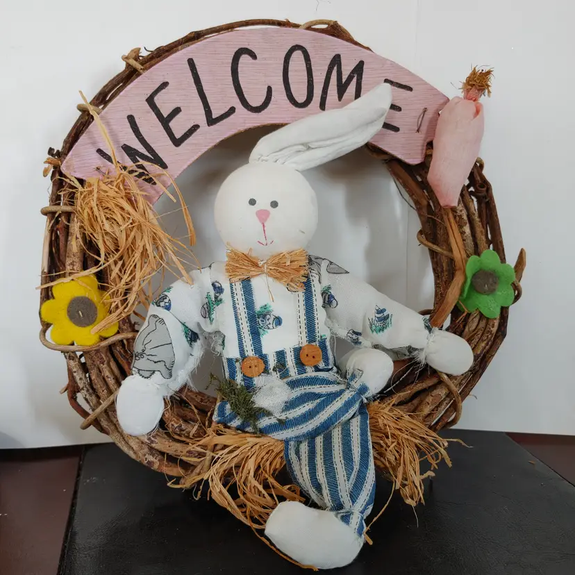 Easter Bunny Welcome Wreath. 12x12.