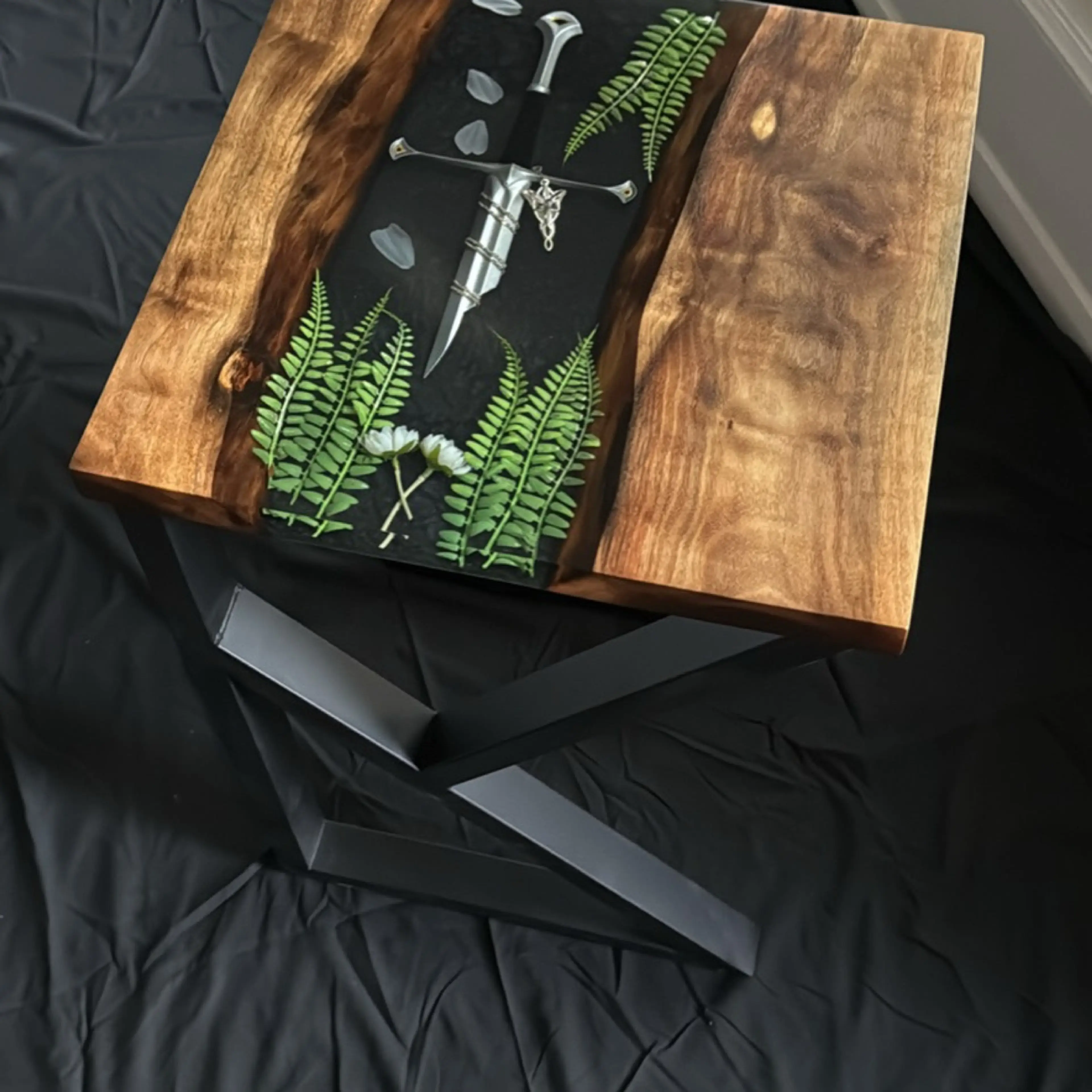 Image 4 of 9