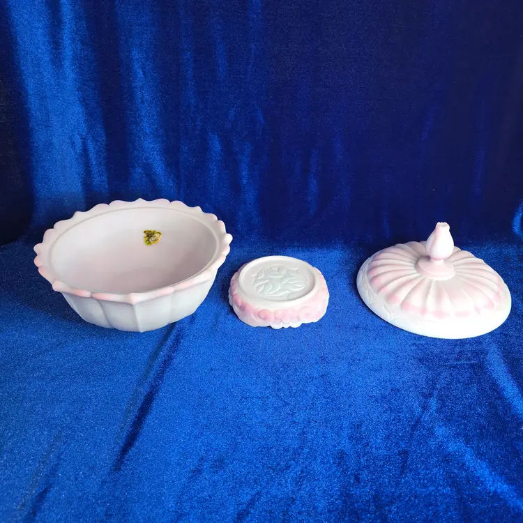 Fenton Satin Blue Burmese Ogee Jar Connoisseur Coll'n Vintage 1984 Marked