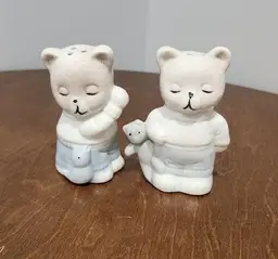 VTG Bears Salt & Pepper Shakers Porcelain/Ceramic