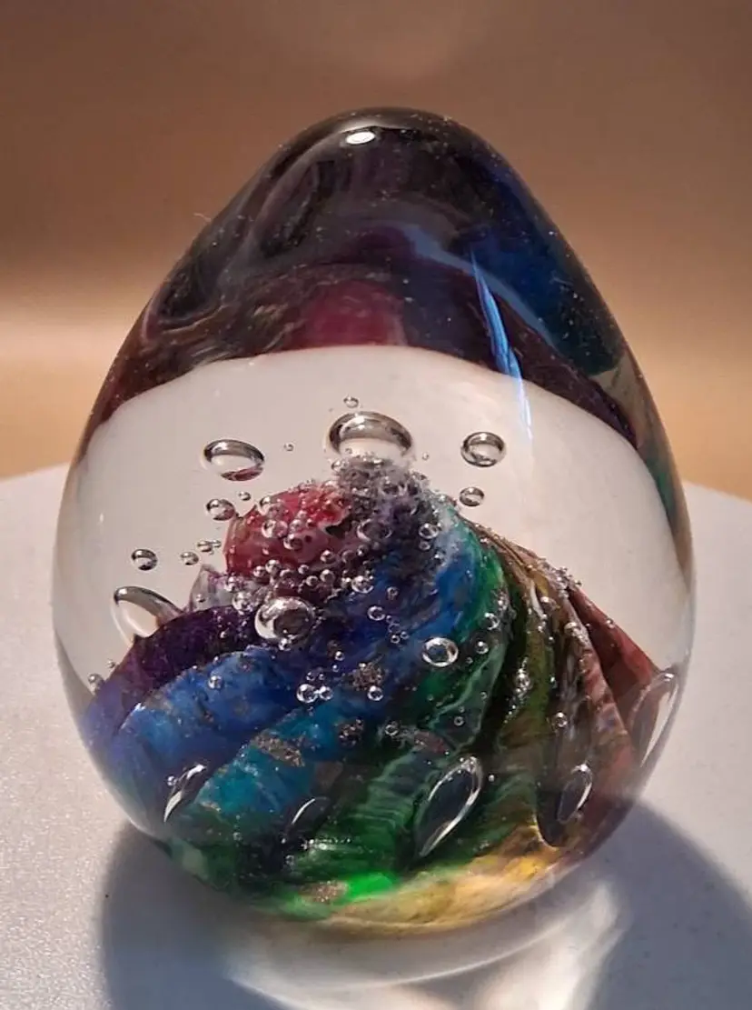 Vintage Signed Marilyn Kimble Holt Controlled Bubble, Egg Shaped Multi-Color Twist Paperweight