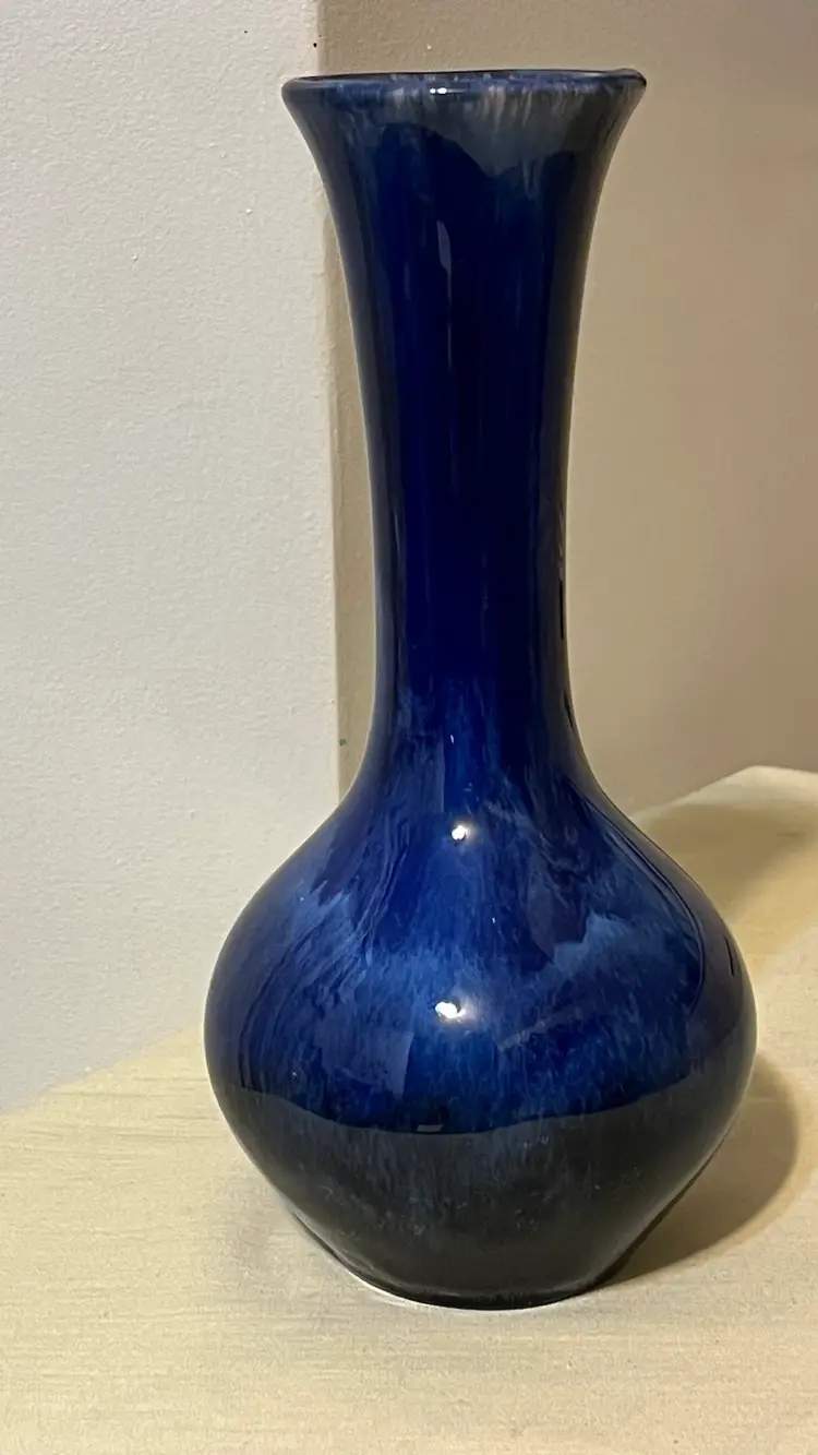 Rarer Vintage Blue Glaze Blue Mountain Pottery Vase