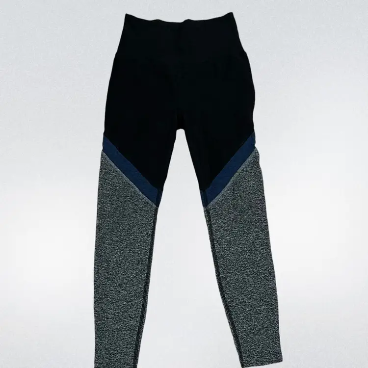 Beyond Yoga Size Medium Color Block Leggings