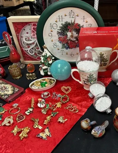 Fostoria, Glass, And Last Minute Christmas Fun