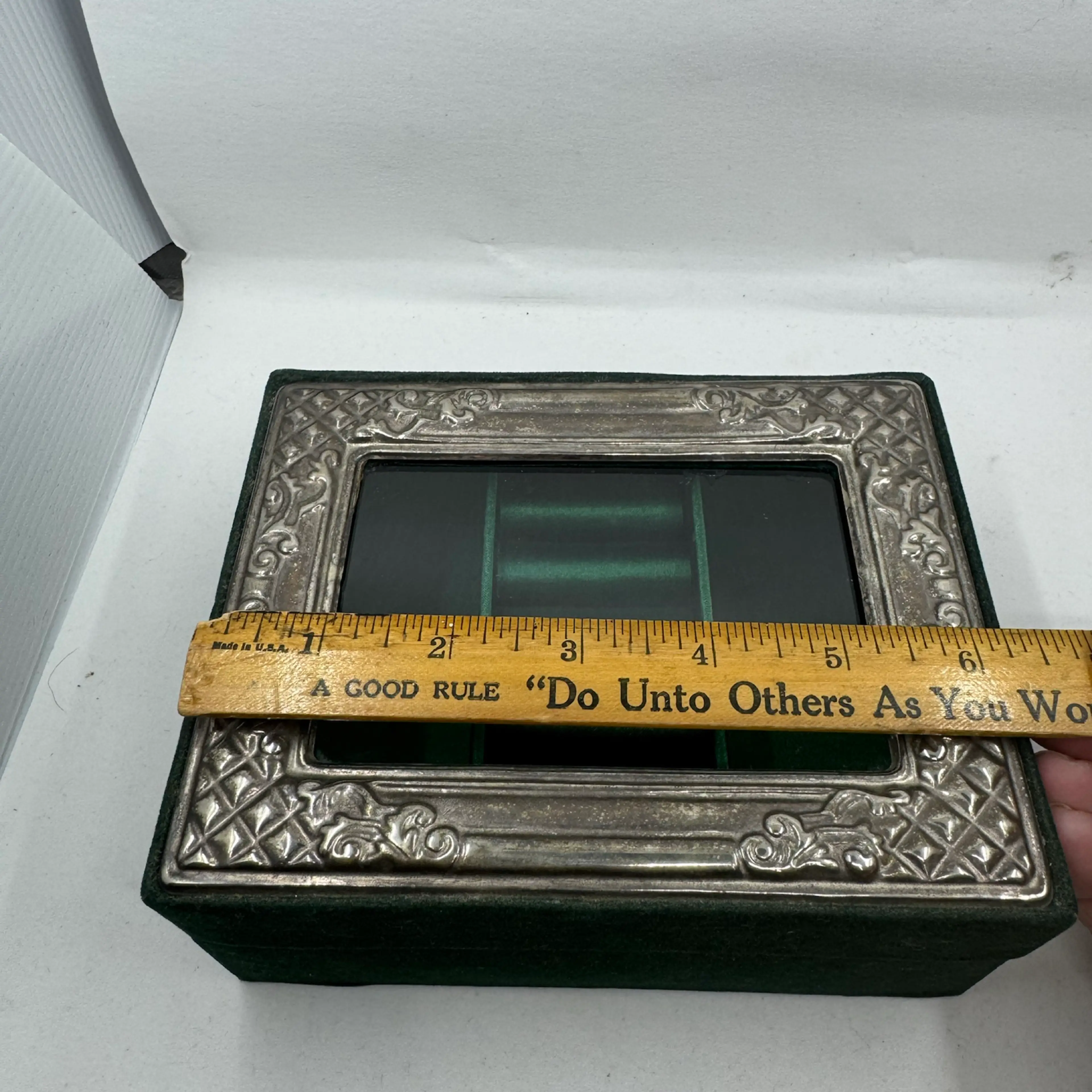 Image 4 of 4