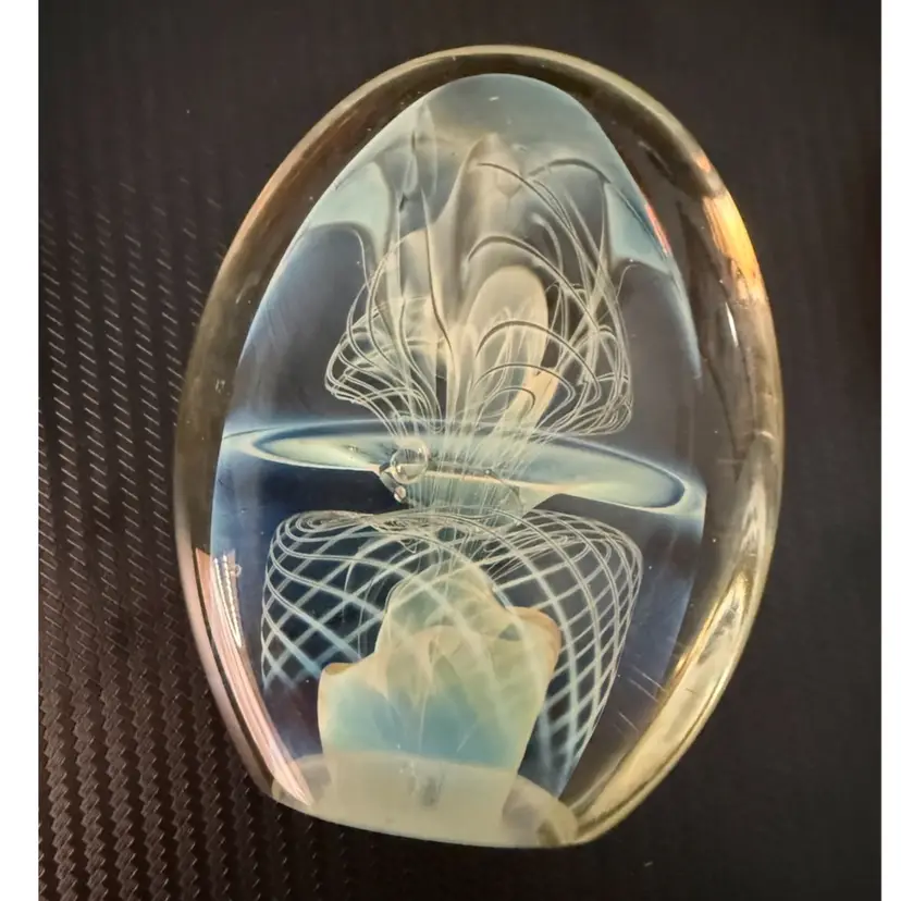 Bill Slade Signed β83 Silver Fumed Opalescent Veil Twist Ethereal Art Glass Paperweight 4.5β