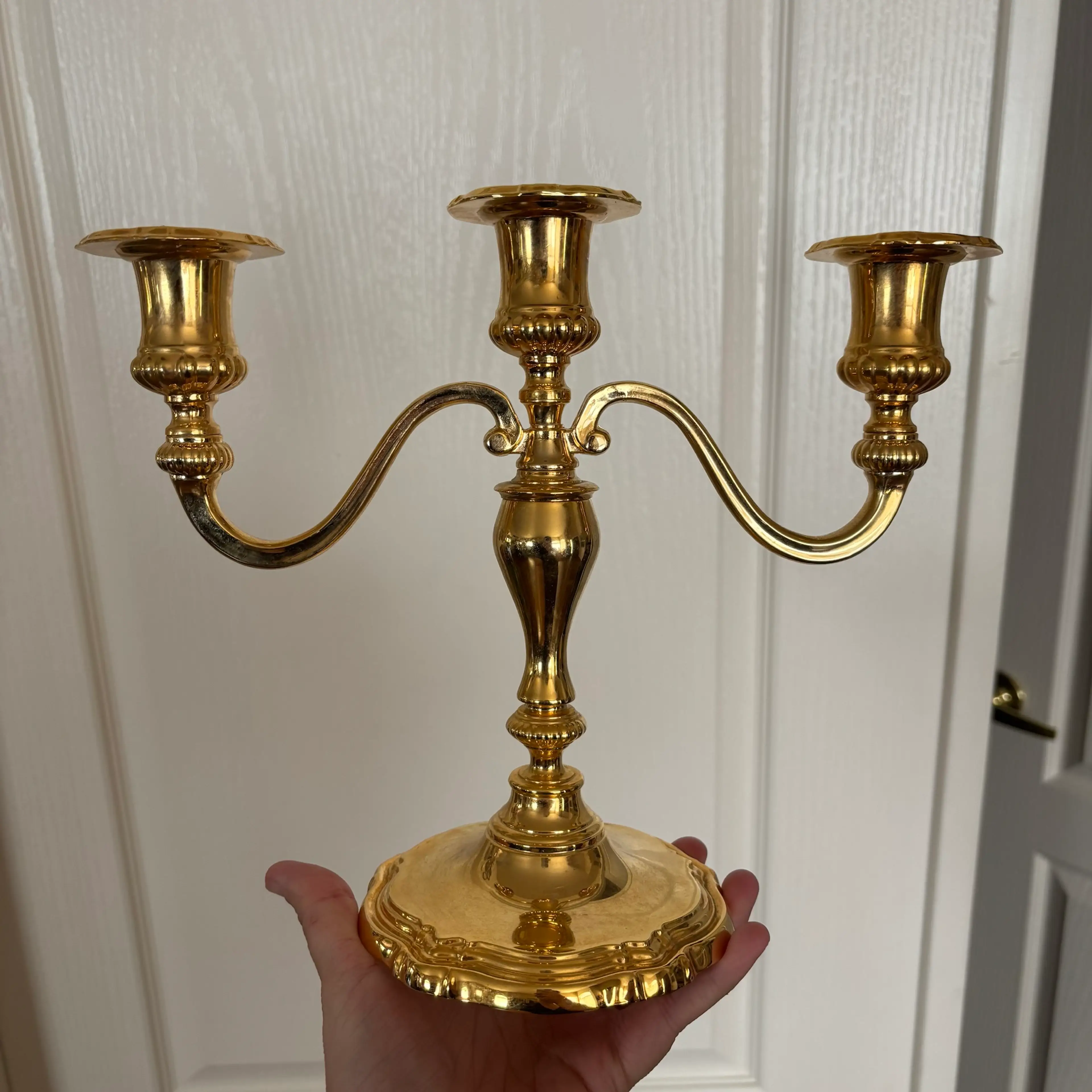 Image 2 of 6