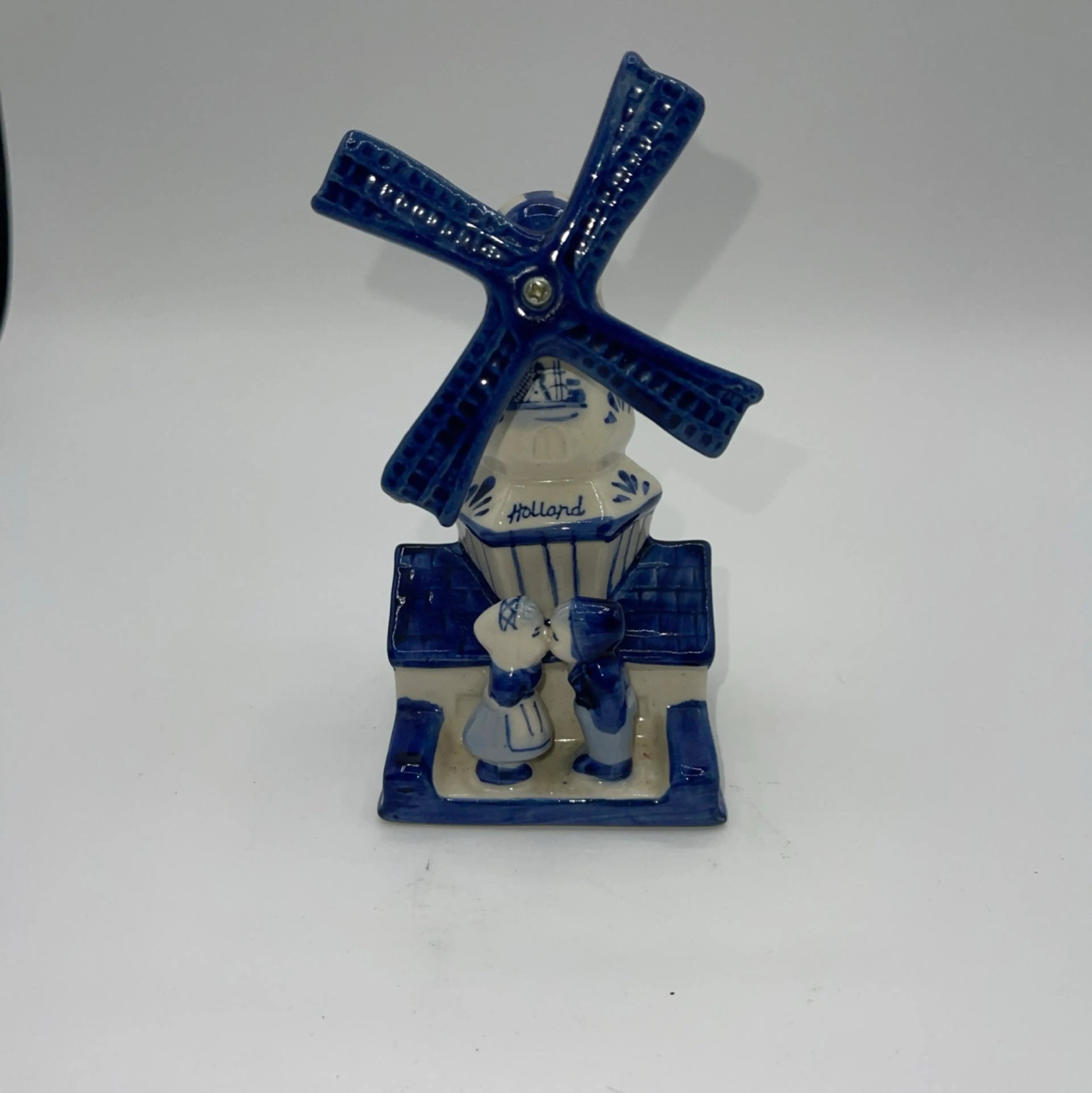 Image 1 of 6