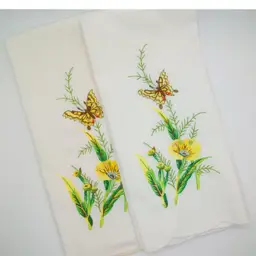 Vintage Pair Embroidered Yellow Butterfly Poppy Flowers Napkin/Tea Towels 14" x 21"