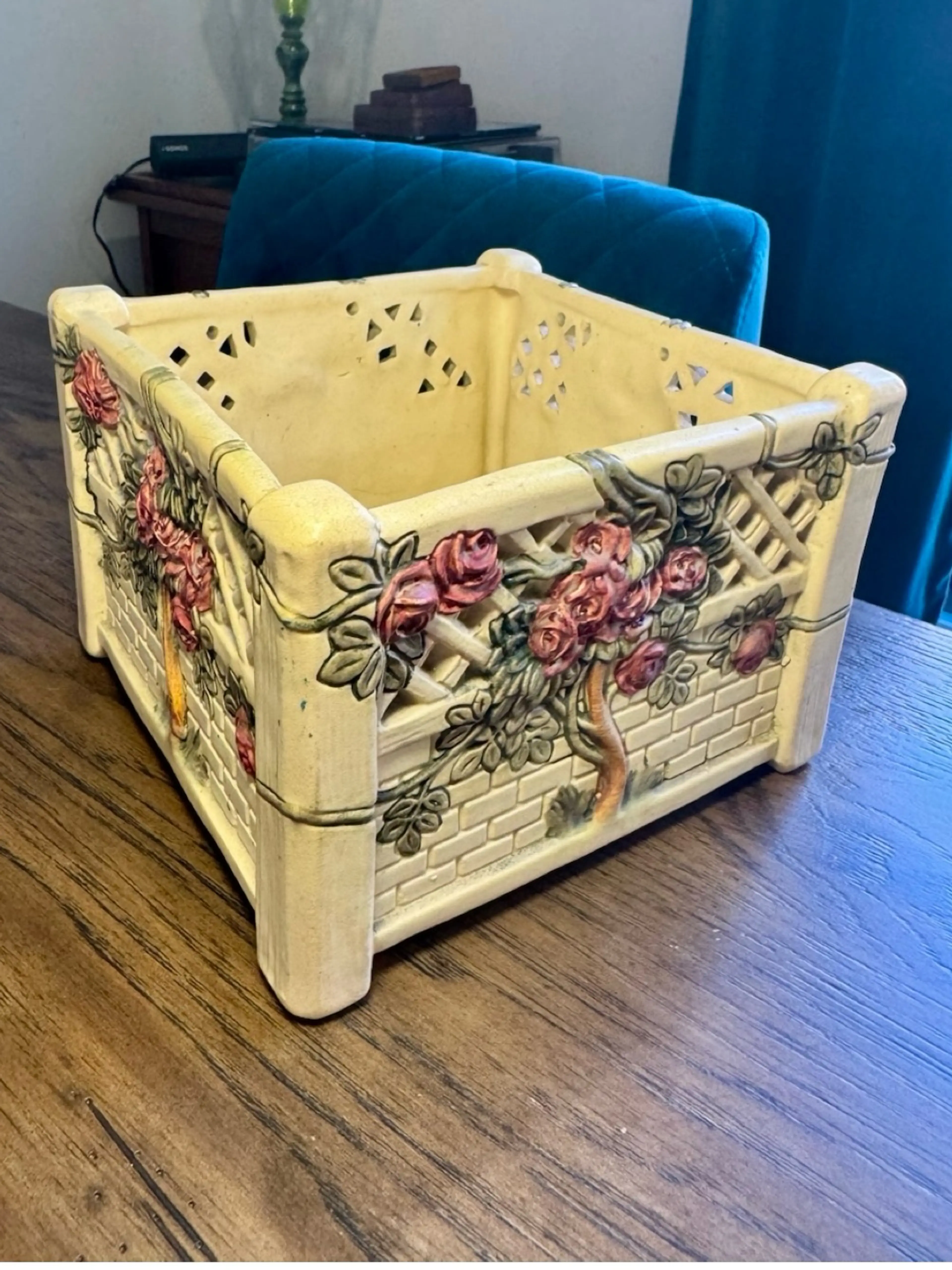 Image 1 of 4