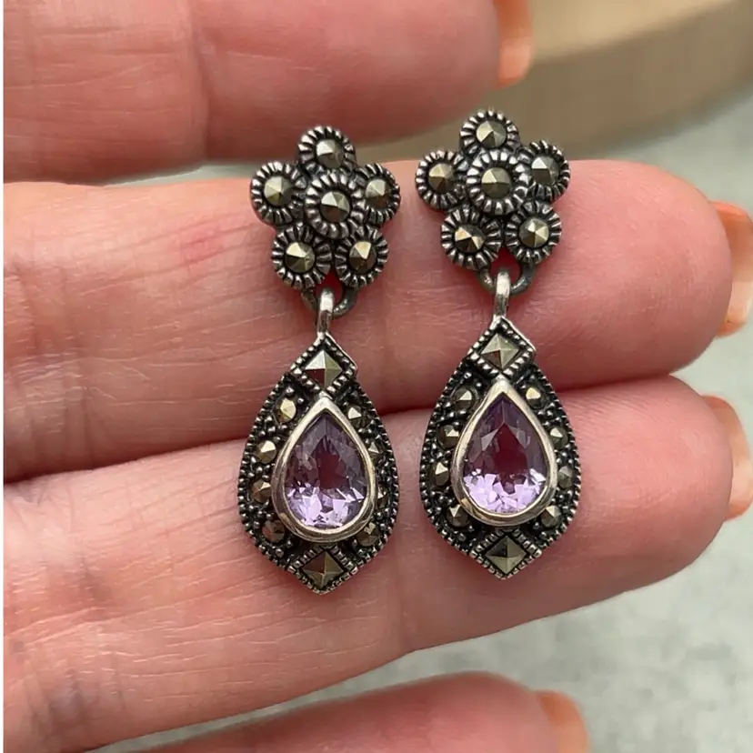#01 Vintage 925 Sterling Silver Amethyst & Marcasite Dangle Earrings Thailand