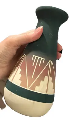 VTG Handmade Native American Pottery Vase Satin Earth Tones Signed