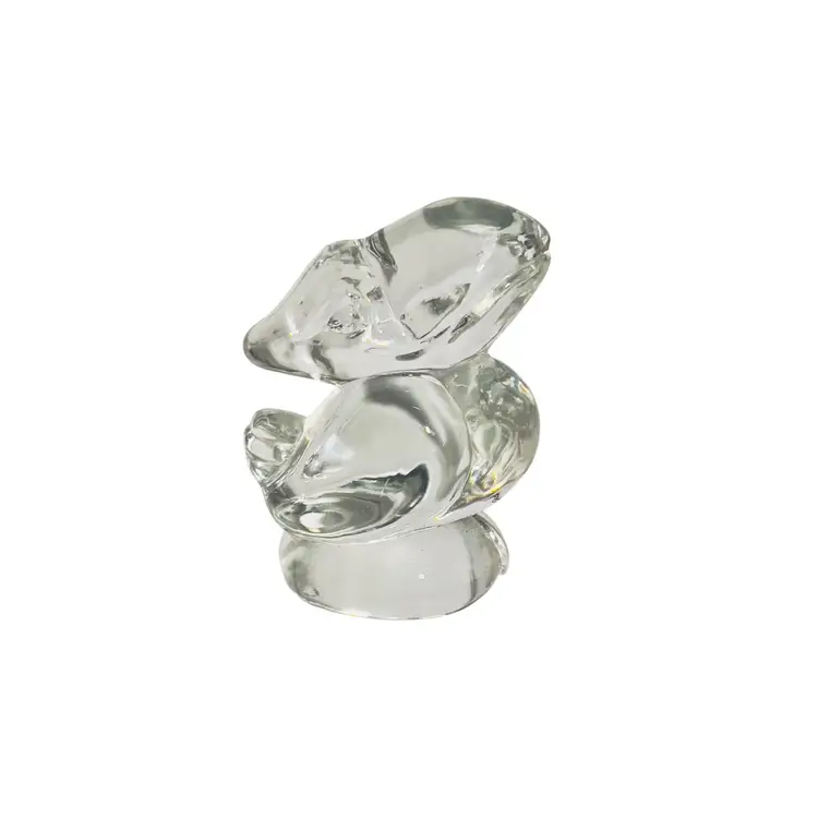 #01 Fenton Paperweight
Mascot KU Jayhawks
Kansas University
Commissioned Edition Figurine
Collectible Art Glass
Fan Memorabilia
Smooth Bottom