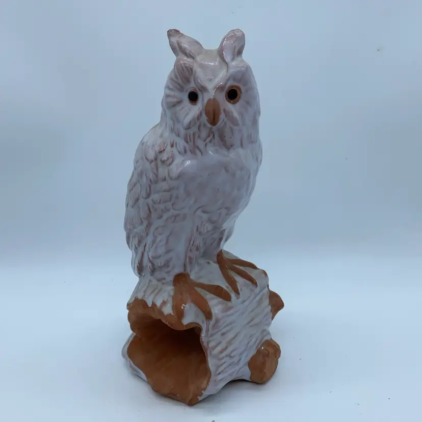 #1412 White glazed ceramic owl perched on a terra cotta tree stump.