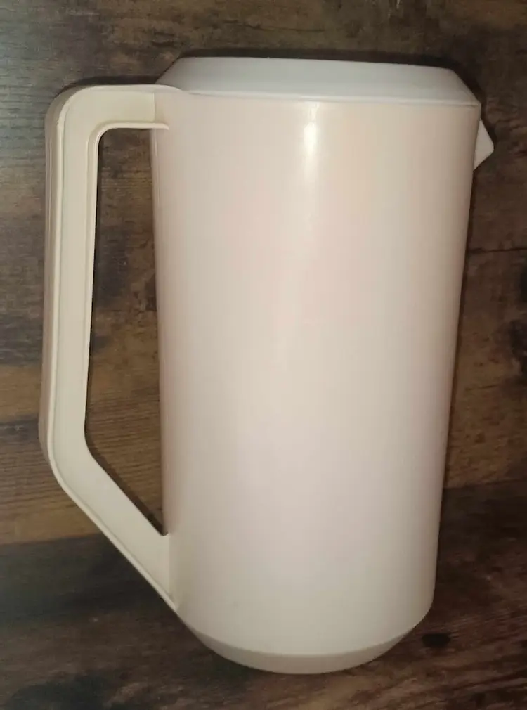 1980 Rubbermaid Covered Pitcher in Almond Color